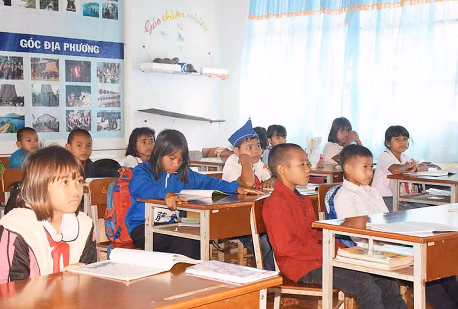  Học sinh Trường Tiểu học Võ Văn Kiệt (xã Ia Dơk). Ảnh: N.S