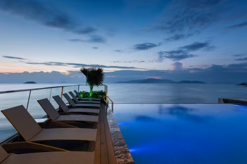  Bạn sẽ có cơ hội trải nghiệm nhiều dịch vụ tiện nghi tại khách sạn.