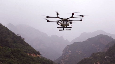 Đây là chiếc máy bay không người lái thứ 3 của Pakistan bị quân đội Ấn Độ bắn hạ kể từ cuối tháng 2 tới nay. Ảnh: NewsX