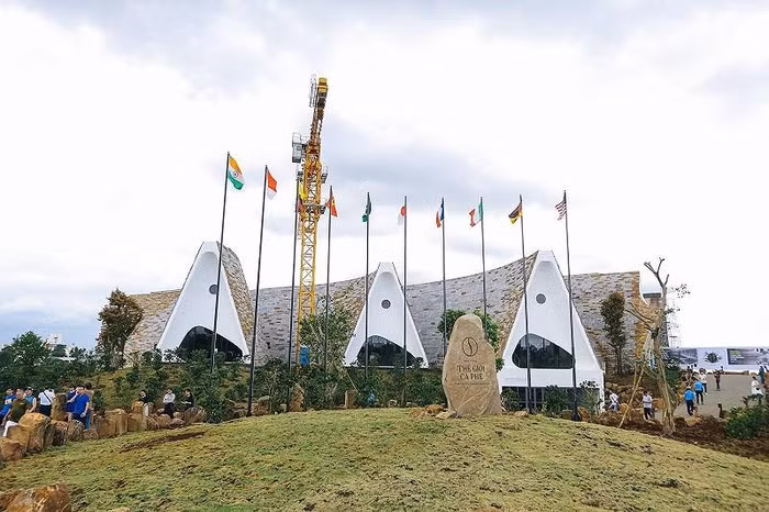  Bảo tàng Thế giới Cà phê do Tập đoàn Trung Nguyên Legend đầu tư mới đưa vào vận hành.