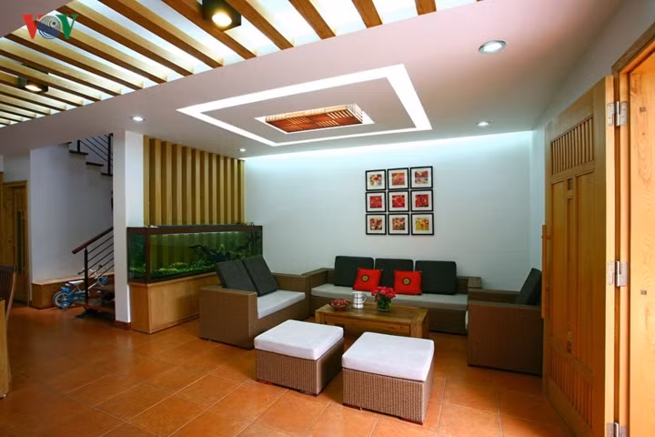 Có một sự đồng cảm lớn của gia chủ và kiến trúc sư trong công trình này. Đó là sự hướng tới một công trình giản dị, gần gũi thiên nhiên, là tổ ấm đúng nghĩa, nhưng vẫn có chất riêng.