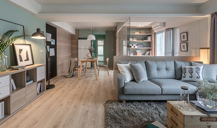 Thiết kế phòng khách đơn giản nhưng ẩn chứa nhiều chức năng, tủ tivi, bàn trà có ngăn lưu trữ giúp sắp xếp mọi thứ thật gọn gàng. Thiết kế phòng khách đơn giản nhưng ẩn chứa nhiều chức năng, tủ tivi, bàn trà có ngăn lưu trữ giúp sắp xếp mọi thứ thật gọn gàng.