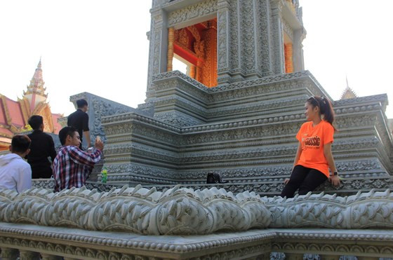  Cùng nhau lưu lại những khoảnh khắc kỷ niệm