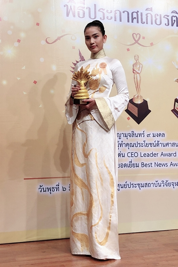 Trương Thị May sinh năm 1988. Cô từng đoạt danh hiệu Á hậu 1 cuộc thi Hoa hậu các dân tộc Việt Nam. Năm 2013, cô đại diện nhan sắc trong nước thi Miss Universe tại Nga. Trương Thị May sinh năm 1988. Cô từng đoạt danh hiệu Á hậu 1 cuộc thi Hoa hậu các dân tộc Việt Nam. Năm 2013, cô đại diện nhan sắc trong nước thi Miss Universe tại Nga.