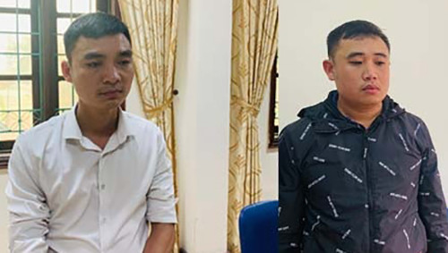 Nghi can Nguyễn Văn Đức (trái) và Dương Văn Trung. Ảnh: T. Thanh. Nghi can Nguyễn Văn Đức (trái) và Dương Văn Trung. Ảnh: T. Thanh.