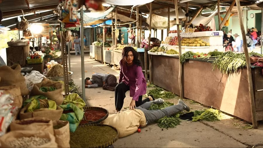  Douglas cho rằng đã đến lúc khán giả Mỹ biết đến Ngô Thanh Vân.