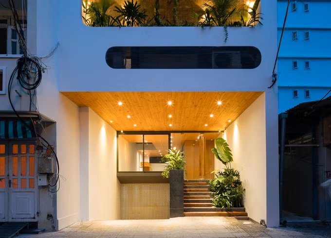 Tầng hầm dành cho đậu xe và kỹ thuật. Tầng trệt là khu vực sảnh kết hợp dịch vụ tiện ích của tòa nhà. Tầng hầm dành cho đậu xe và kỹ thuật. Tầng trệt là khu vực sảnh kết hợp dịch vụ tiện ích của tòa nhà.