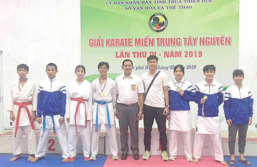 Đội tuyển Gia Lai tại Giải Karate miền Trung- Tây Nguyên năm 2019. Ảnh: Minh Vỹ