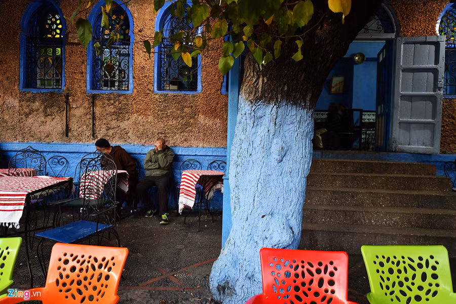  Từ trước thế kỷ 19, chỉ có các tín đồ Hồi giáo mới được đặt chân vào đây. Các trường hợp cố tình vi phạm sẽ bị xử tử.