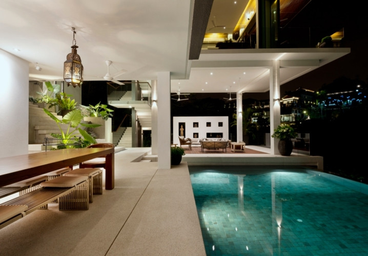  Đèn Led cung cấp ánh sáng và giúp căn biệt thự trở nên sang trọng.