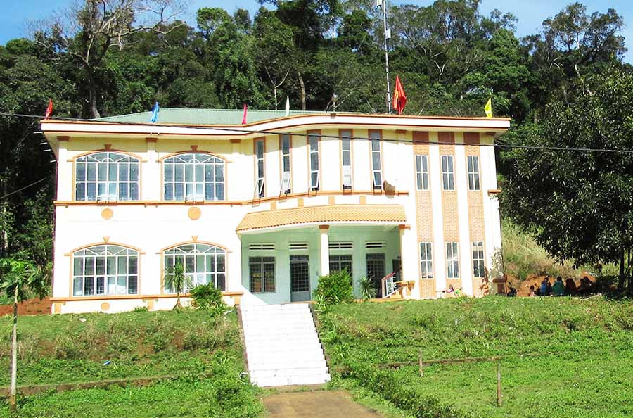 Trụ sở làm việc Ban Quản lý Khu bảo tồn thiên nhiên Kon Chư Răng. Ảnh: Chí Hào Trụ sở làm việc Ban quản lý Khu bảo tồn thiên nhiên Kon Chư Răng. Ảnh: Chí Hào