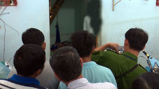 Căn phòng trọ nơi phát hiện hai người tử vong. Ảnh: Nghiêm Túc. Căn phòng trọ nơi phát hiện hai người tử vong. Ảnh: Nghiêm Túc.