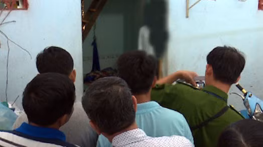  Căn phòng trọ nơi phát hiện hai người tử vong. Ảnh: Nghiêm Túc. 