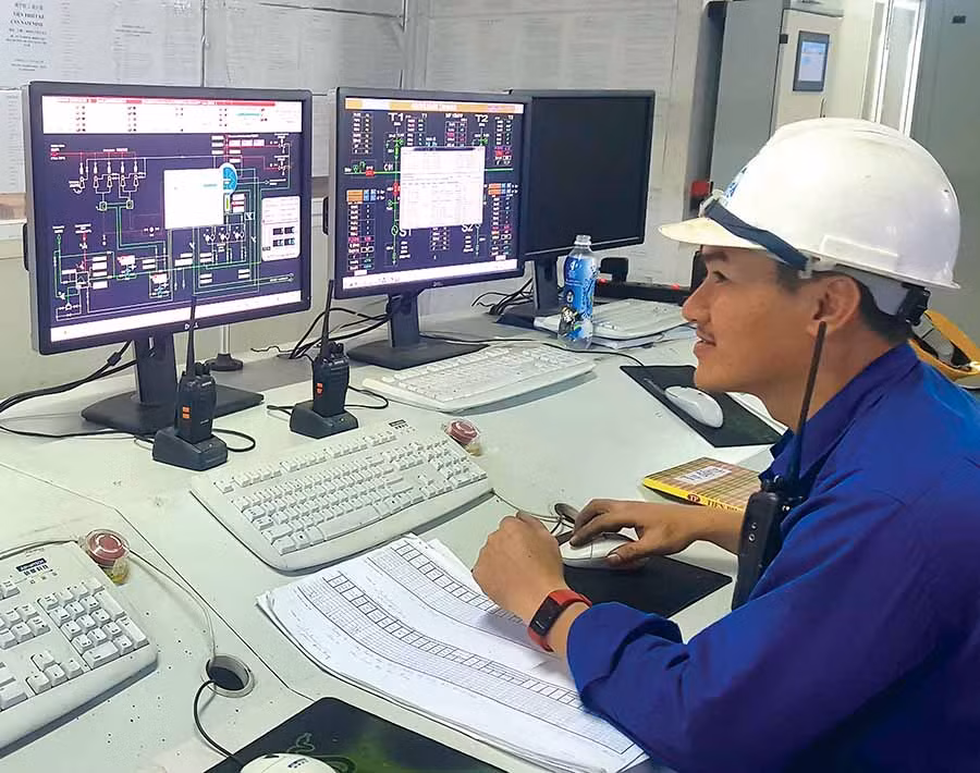 Khu vực điều hành Nhà máy Điện sinh khối An Khê. Ảnh: Hà Duy