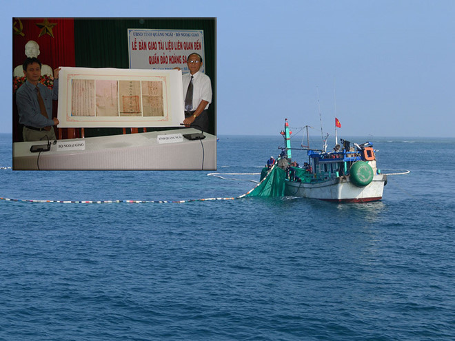  Tờ lệnh quý khẳng định chủ quyền Hoàng Sa và Trường Sa của Việt Nam, được gia tộc họ Đặng ở Lý Sơn gìn giữ hàng trăm năm nay (ảnh nhỏ). Ra khơi là mệnh lệnh từ trái tim của mỗi ngư dân ẢNH: HIỂN CỪ