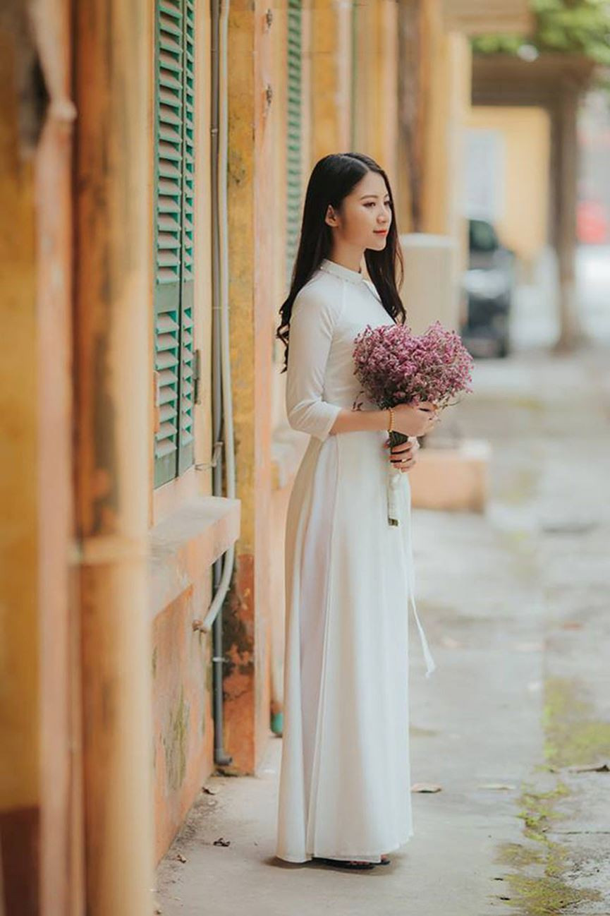 Quan niệm tình bạn của cô gái sinh năm 1995 chính là luôn đặt mình vào vị trí của người khác để thấu hiểu và cùng nhau vun đắp tình bạn ngày càng bền chặt. Hơn nữa, tình bạn cũng sẽ được thử thách qua những sóng gió và lúc khó khăn. Ngọc Anh cảm thấy may mắn vì cô luôn có những người bạn cạnh bên, với cô họ là món quà tuyệt vời nhất mà cuộc đời ban tặng. Quan niệm tình bạn của cô gái sinh năm 1995 chính là luôn đặt mình vào vị trí của người khác để thấu hiểu và cùng nhau vun đắp tình bạn ngày càng bền chặt. Hơn nữa, tình bạn cũng sẽ được thử thách qua những sóng gió và lúc khó khăn. Ngọc Anh cảm thấy may mắn vì cô luôn có những người bạn cạnh bên, với cô họ là món quà tuyệt vời nhất mà cuộc đời ban tặng.