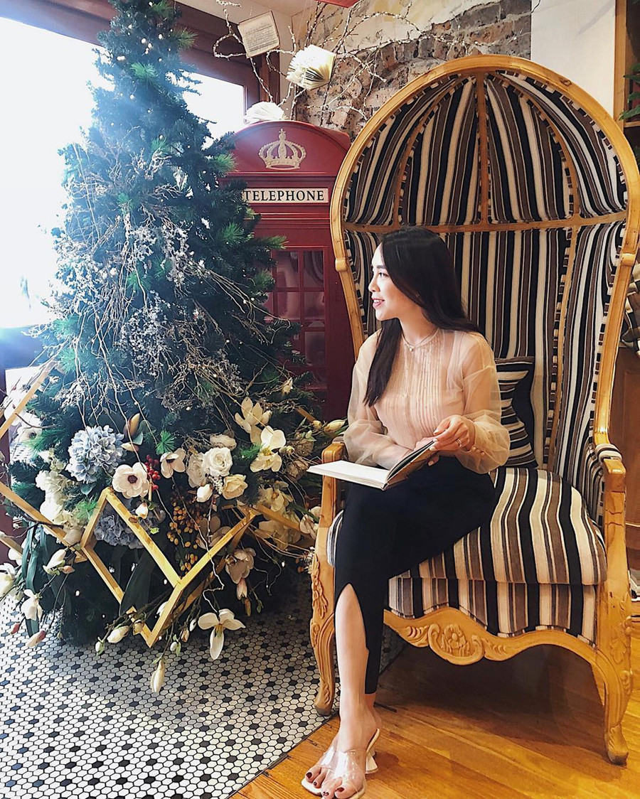 Hồng Nhung hài hước chia sẻ: 