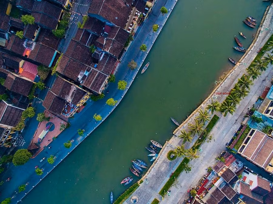 Dòng sông Hoài uốn lượn