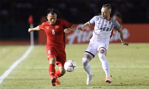  và nếu Trọng Hoàng không có được phong độ tốt nhất sau chấn thương cũng đủ khiến ông Park đau đầu, vì những phương án thay thế cần thêm kiểm chứng