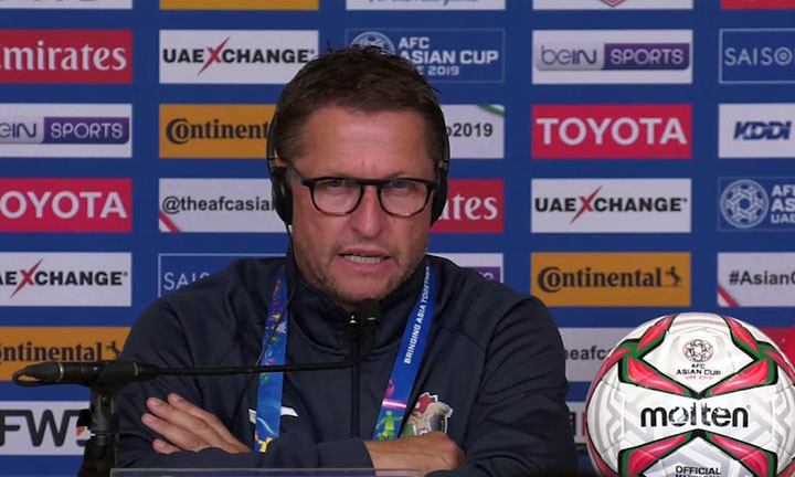  Borkelmans mới được cất nhắc lên vị trí HLV đội tuyển Jordan trong năm 2018, sau vài tháng giữ vai trò trợ lý. Ảnh: AFC.