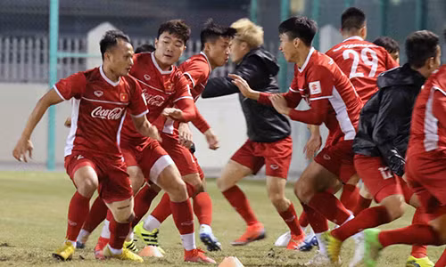 Đội tuyển Việt Nam trong buổi tập đầu tiên của năm 2019. Ảnh: VFF. Đội tuyển Việt Nam trong buổi tập đầu tiên của năm 2019. Ảnh: VFF.