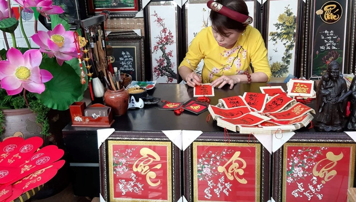  và cả Bà đồ...