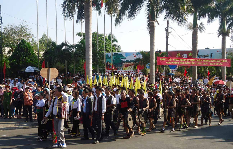 Lễ hội đường phố tại Lễ hội cà phê năm 2017. Ảnh: Bá Thăng