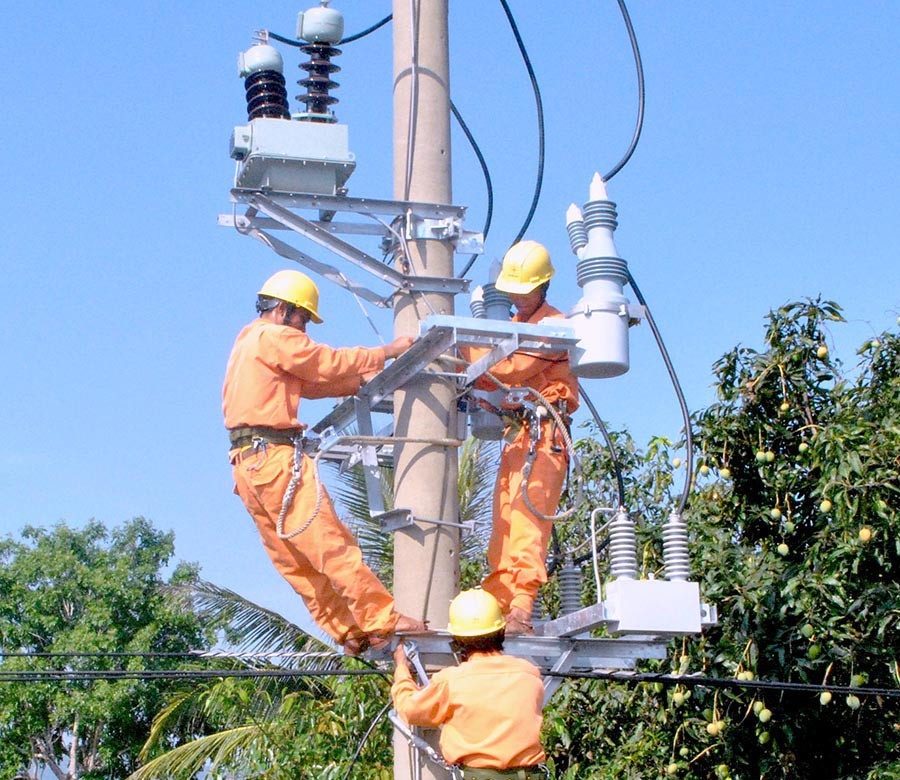  Tăng cường công tác kiểm tra, bảo dưỡng định kỳ thiết bị điện. (nguồn internet)