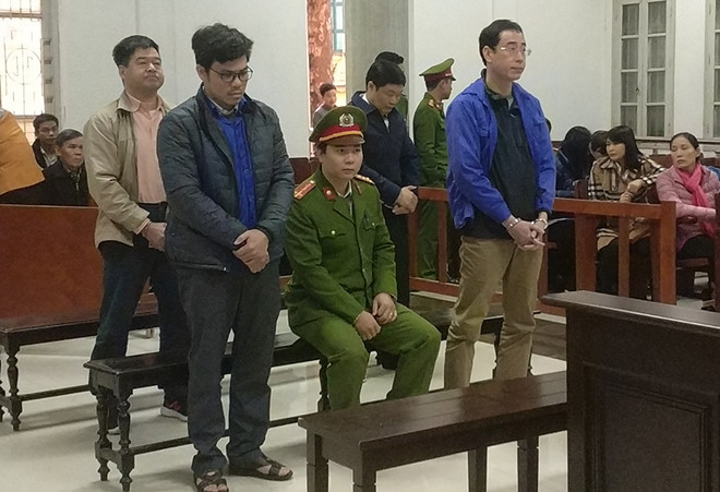 Các bị cáo trước tòa Các bị cáo trước tòa