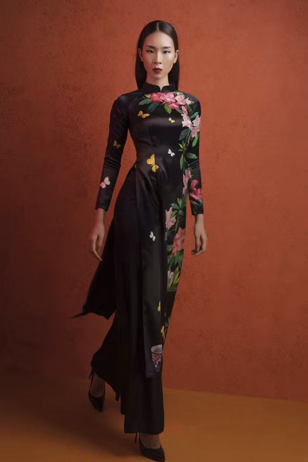  Bộ ảnh được thực hiện với sự hỗ trợ của stylist Hoàng Anh Nguyễn, make-up Sơn Tùng, model Đông Hạ.