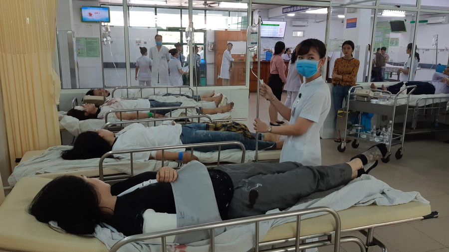 Các bệnh nhân tại BV Đà Nẵng. Ảnh: Cao Thái