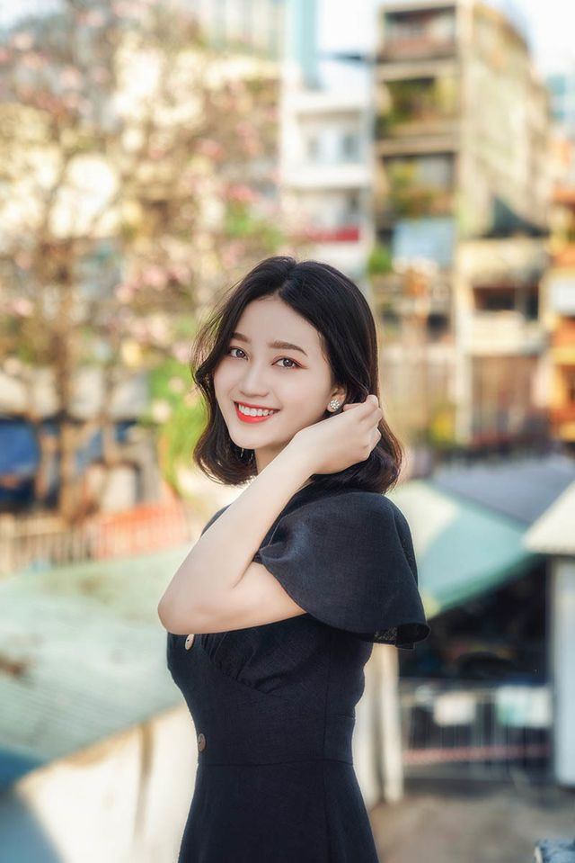 Nhật Linh chăm chỉ tham gia các cuộc thi sắc đẹp bởi cô muốn bản thân va chạm nhiều hơn để trưởng thành và học hỏi được nhiều điều thú vị. Hơn nữa bước ra từ những cuộc thi ấy, Nhật Linh cảm thấy tự tin, năng động hơn. Cô gái sinh năm 2000 luôn đặt ra cho bản thân những mục tiêu để cố gắng, phấn đấu đạt được.