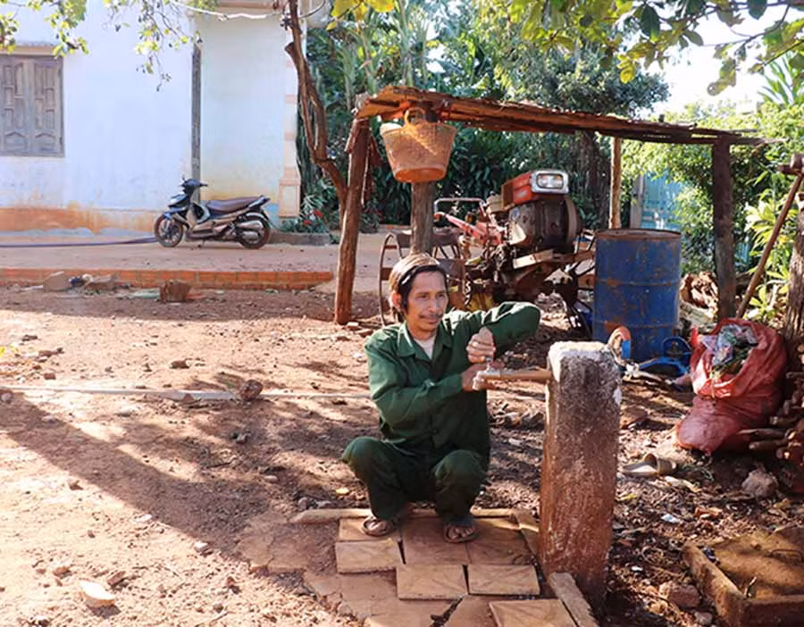  Công trình nước sinh hoạt tập trung làng Gran (xã Ia Hlốp, huyện Chư Sê) hiện đang xuống cấp, hư hỏng. Ảnh: H.T