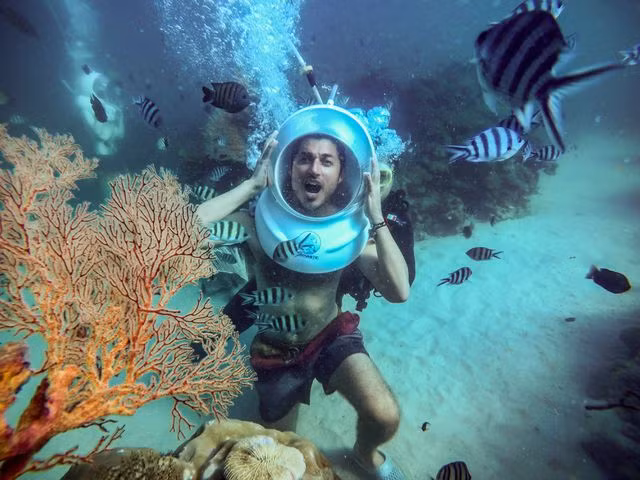 Lặn ngắm san hô ở Phú Quốc được xem là trải nghiệm thú vị mà bạn không nên bỏ qua khi đi du lịch tại đây.