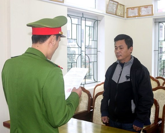 Công an thông báo lệnh khởi tố đối tượng Nguyễn Duy Nhật Công an thông báo lệnh khởi tố đối tượng Nguyễn Duy Nhật