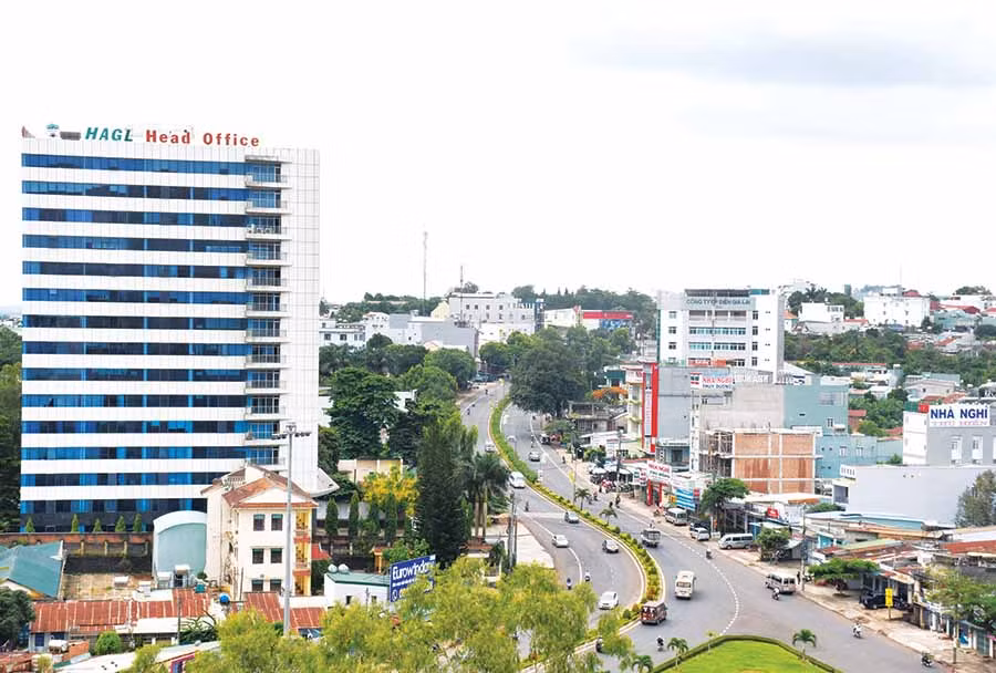  Một góc TP. Pleiku. Ảnh: Lê Anh