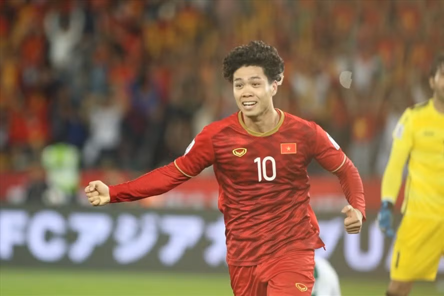 Công Phượng được bình chọn là cầu thủ xuất sắc nhất ngày thi đấu thứ 4 của VCK Asian Cup 2019. Ảnh: Hữu Phạm