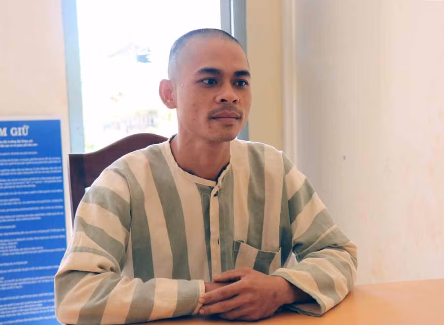  Đối tượng Đỗ Thế Hùng tại cơ quan Công an. Ảnh: V.N