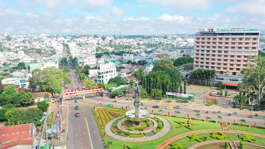 Thành phố Pleiku sẽ lắp đặt camera tầm cao có bán kính 10-15 km tích hợp với các phần mềm nhận diện, trí tuệ nhân tạo nhằm giúp quản lý đô thị tốt hơn. Ảnh: Phan Nguyên