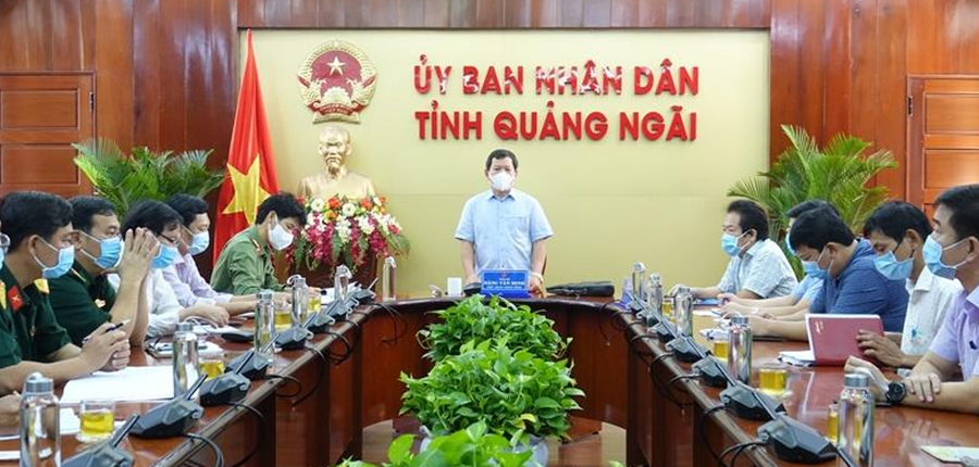 UBND tỉnh Quảng Ngãi họp khẩn liên quan đến phòng chống dịch Covid-19 sáng 26.6 - ẢNH: T.PHƯƠNG UBND tỉnh Quảng Ngãi họp khẩn liên quan đến phòng chống dịch Covid-19 sáng 26.6 - ẢNH: T.PHƯƠNG