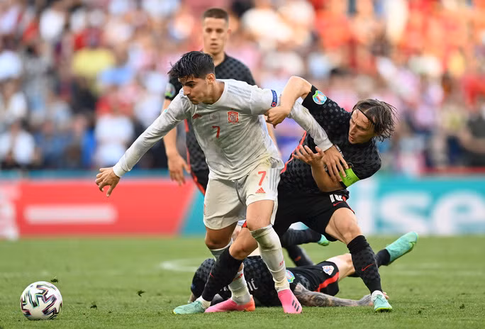 ...không thể cản bước Morata