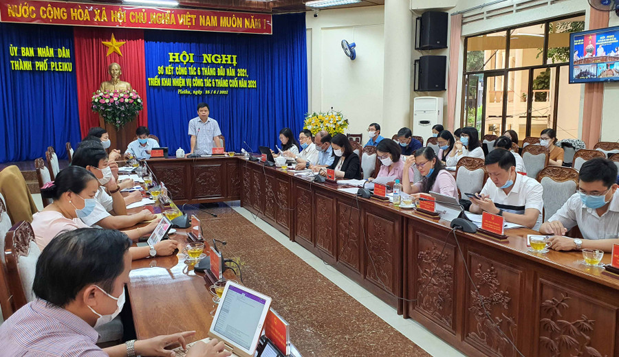 Quang cảnh hội nghị. Ảnh: Bá Bính