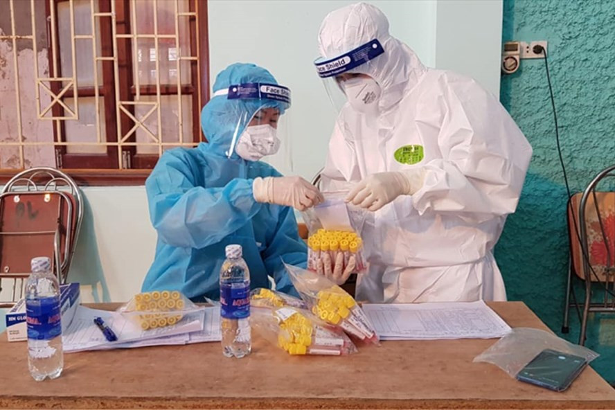 Xét nghiệm COVID-19. Ảnh: Bộ Y tế