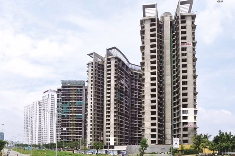 Nhiều dự án chung cư vẫn bế tắc với việc cấp sổ hồng cho người dân. Ảnh: Gia Miêu