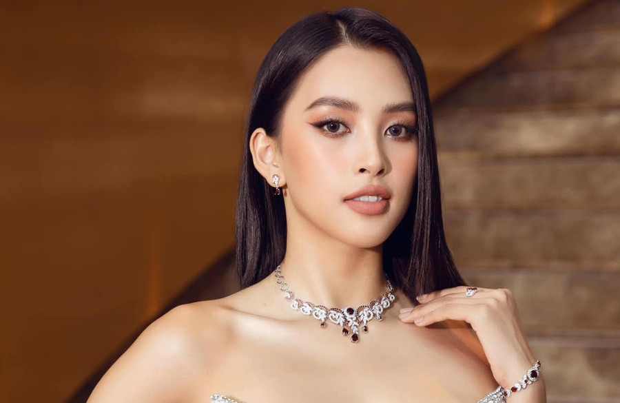 Tiểu Vy cho biết mình vẫn đang cố gắng trau dồi kinh nghiệm, kỹ năng để hướng tới hình mẫu hoa hậu đa năng, nhiều màu sắc. ẢNH: CHỤP MÀN HÌNH