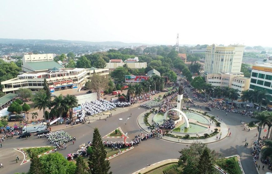 Lễ hội đường phố càphê Buôn Ma Thuột lần thứ 7 thu hút sự góp mặt gần 2.000 văn nghệ sỹ, nghệ nhân trong nước và quốc tế. (Nguồn: Bích Ngọc/Vietnam+)