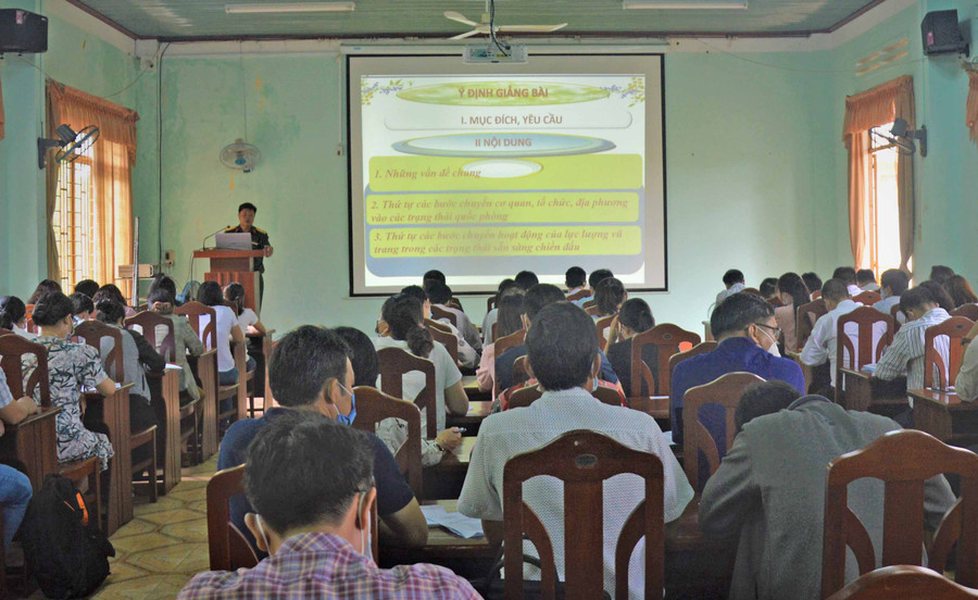 Quảng cảnh lớp học. Ảnh: Huy Bắc