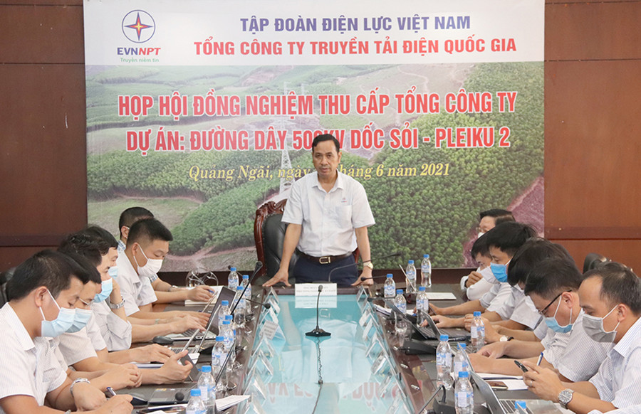 Họp Hội đồng nghiệm thu cấp Tổng Công ty Dự án đường dây 500 kV mạch 3 đoạn Dốc Sỏi-Pleiku 2. Ảnh: Hà Duy