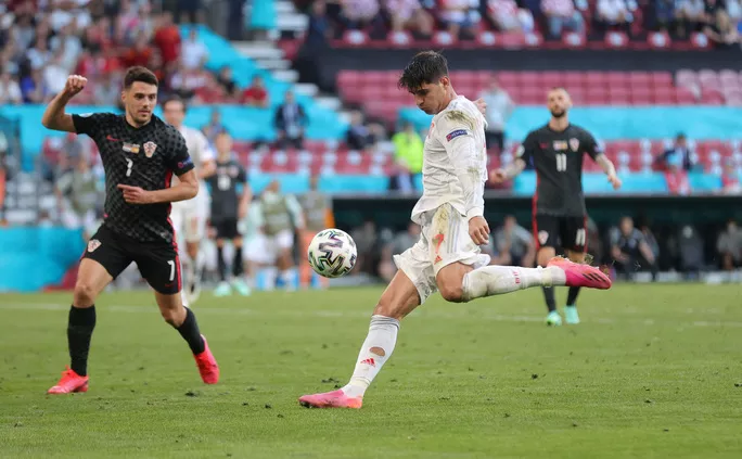 Bàn thắng tuyệt đẹp của Morata chính là bước ngoặt của trận đấu