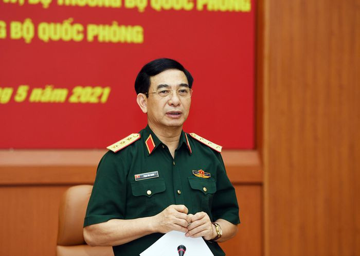 Bộ trưởng Bộ Quốc phòng Phan Văn Giang.